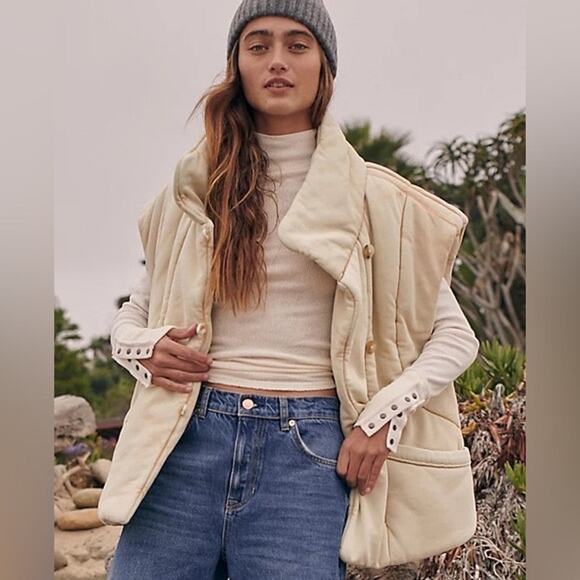 NWOT Free People Roll With Us Puffer Vest Ivory-Small - Picture 2 of 8